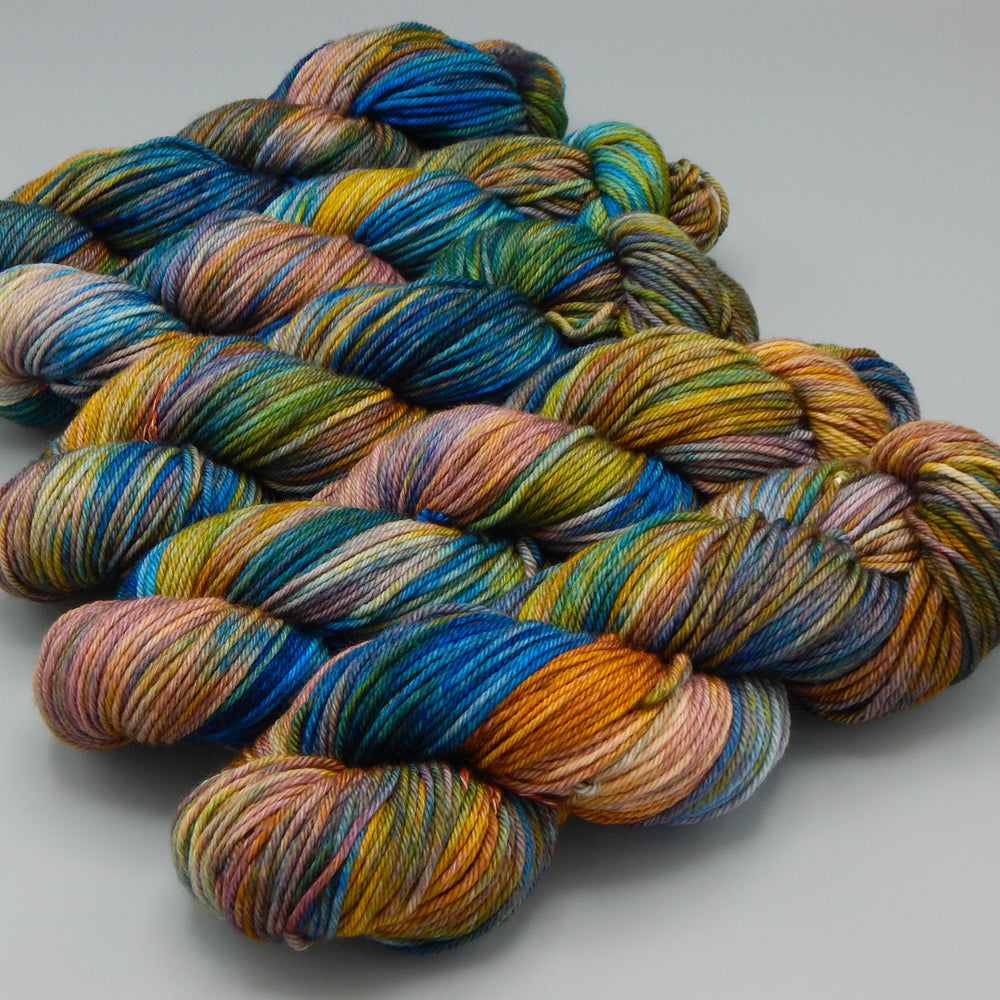 
                  
                    Farah Worsted
                  
                