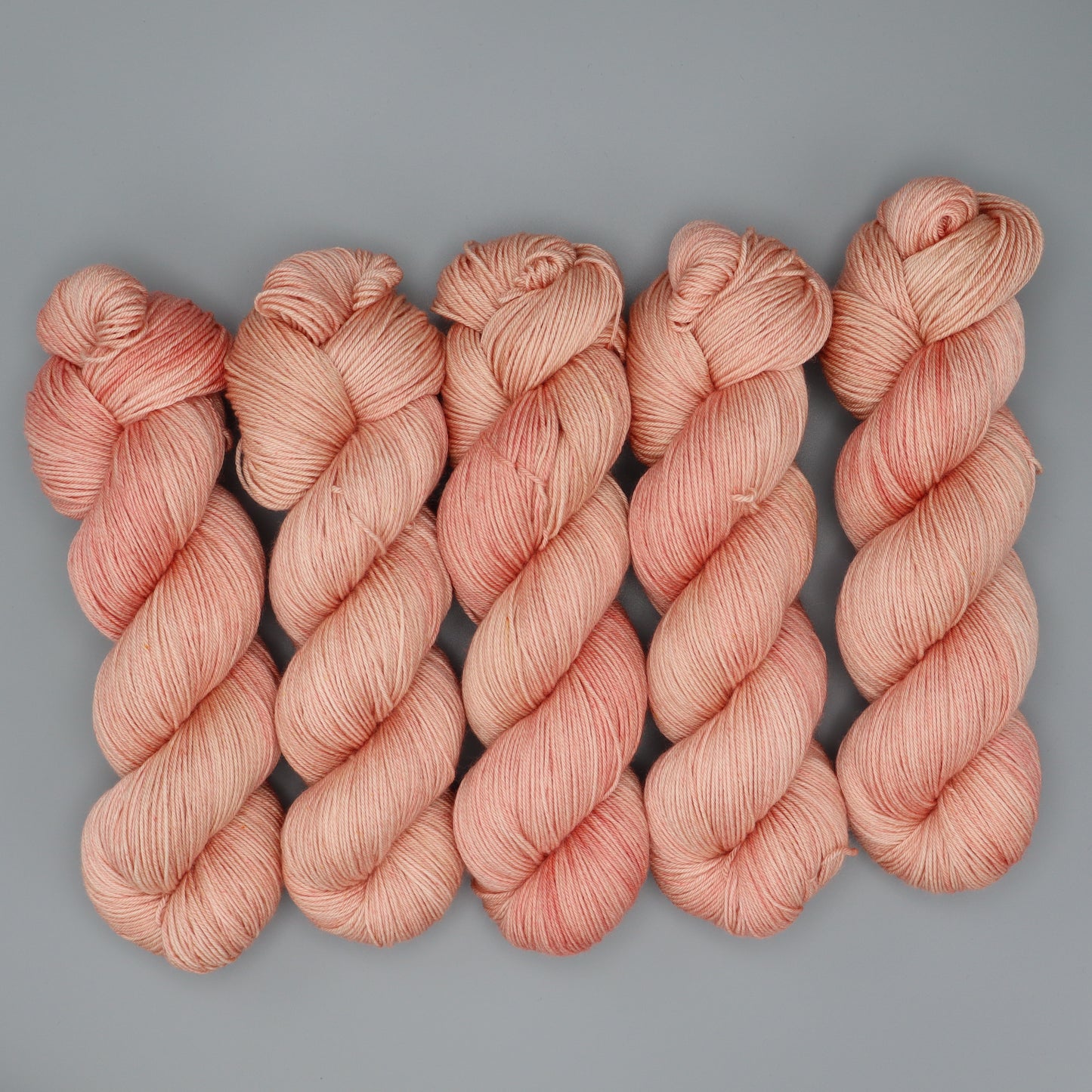 
                  
                    Anicho Cashmere Fingering
                  
                