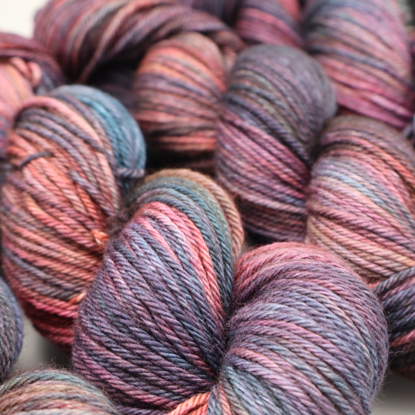 
                  
                    Fafnir Squishy Worsted
                  
                