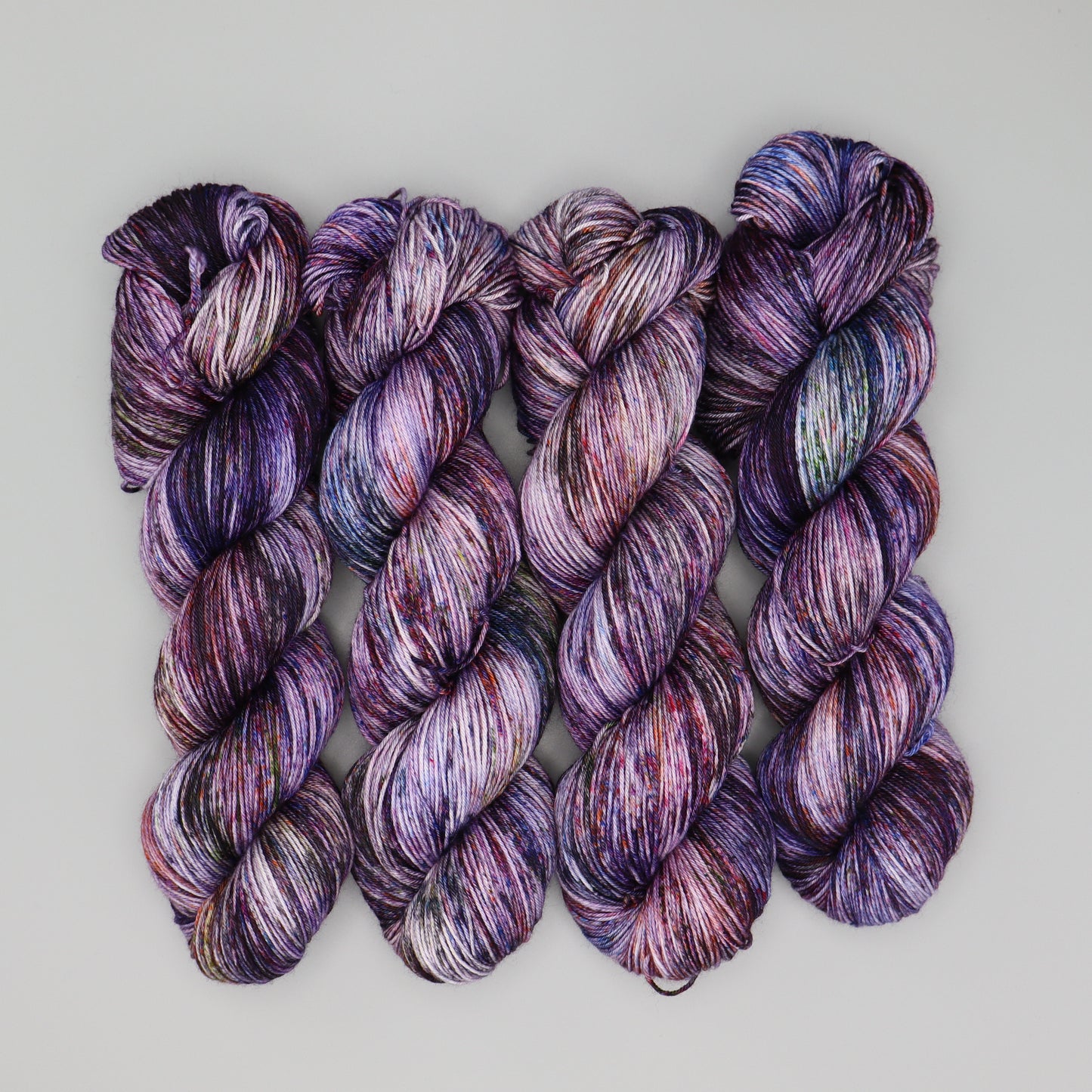 
                  
                    Griselda Cashmere Fingering
                  
                