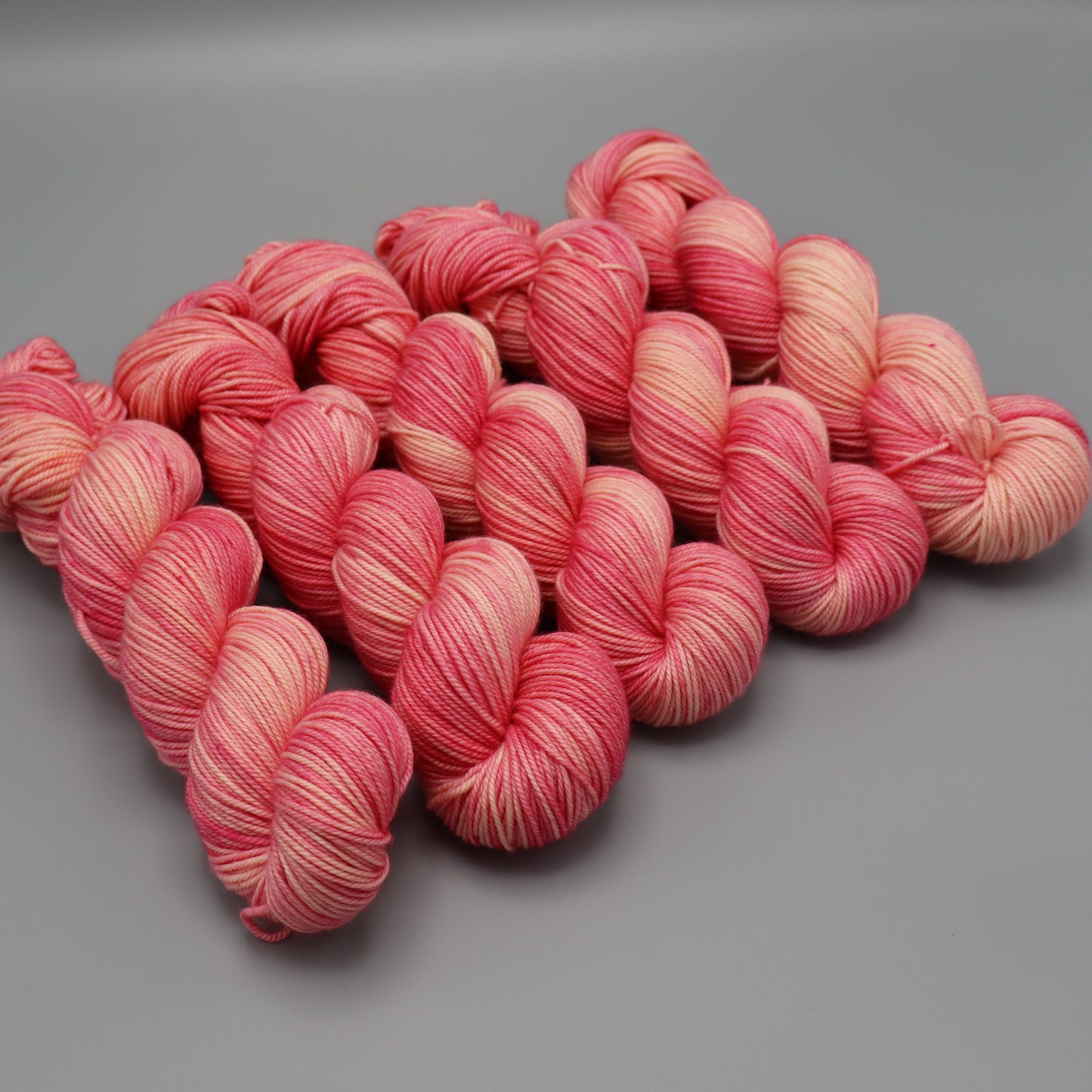 
                  
                    Hana Soft DK
                  
                