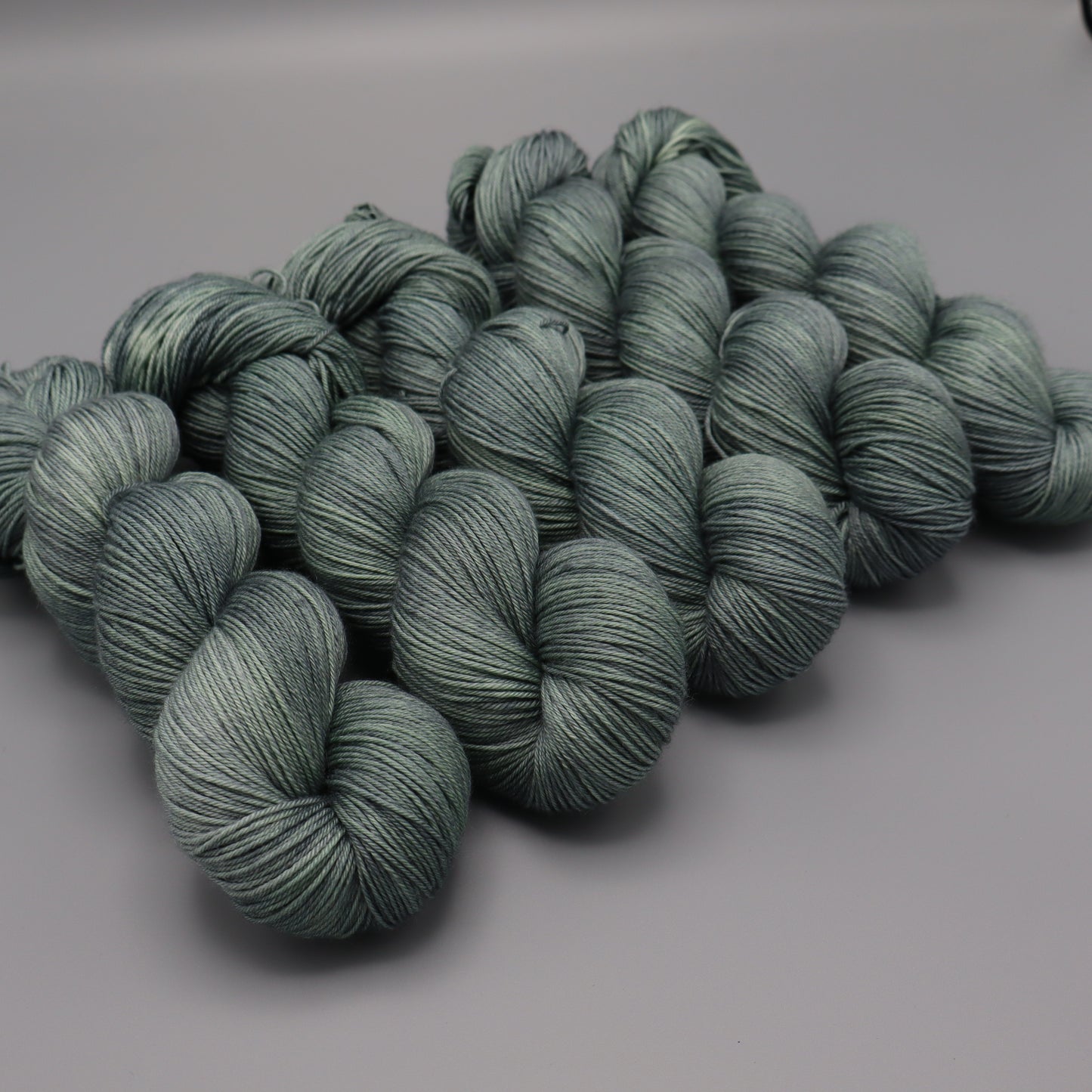 
                  
                    Limu Cashmere Fingering
                  
                