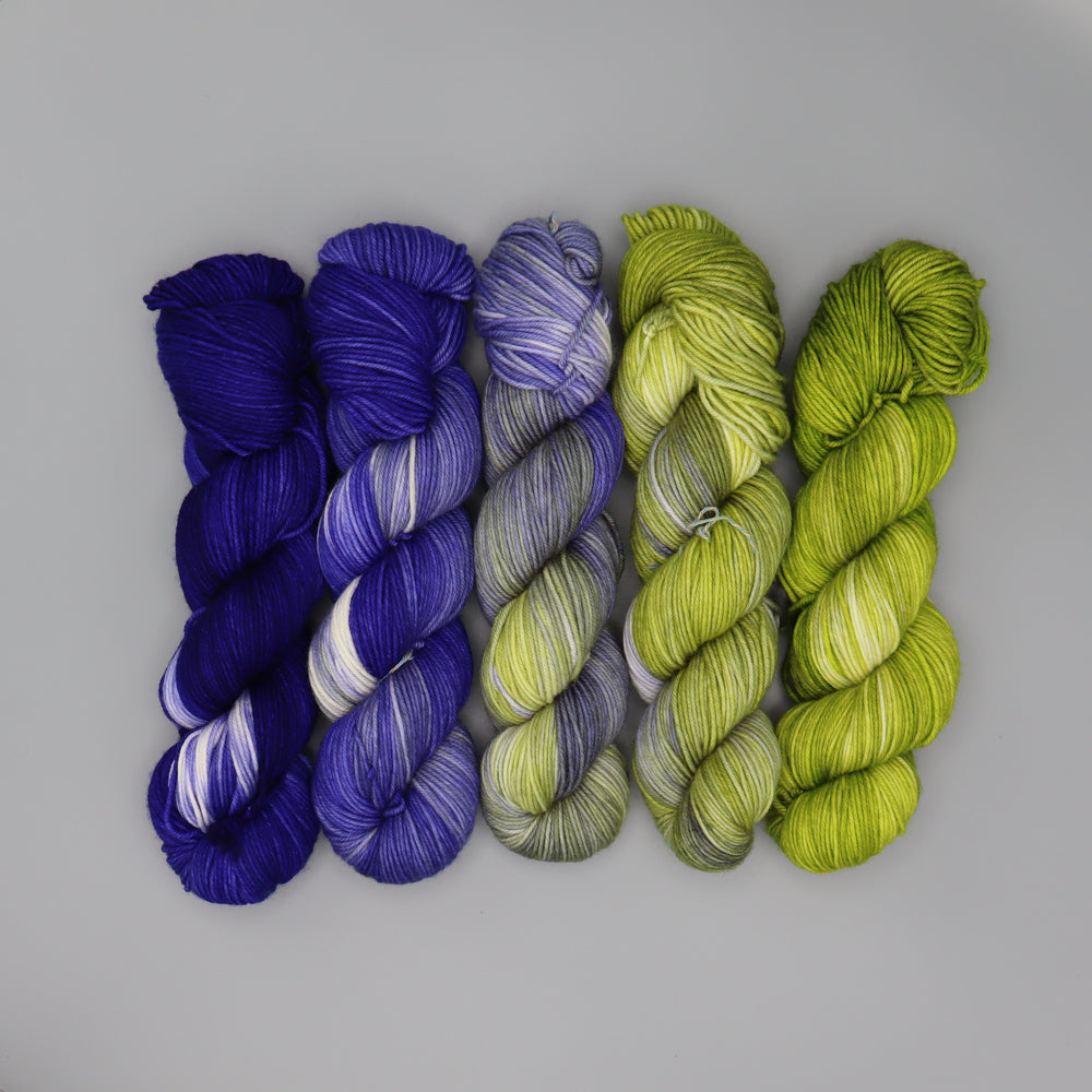 Lizard Queen Squishy DK Duffel