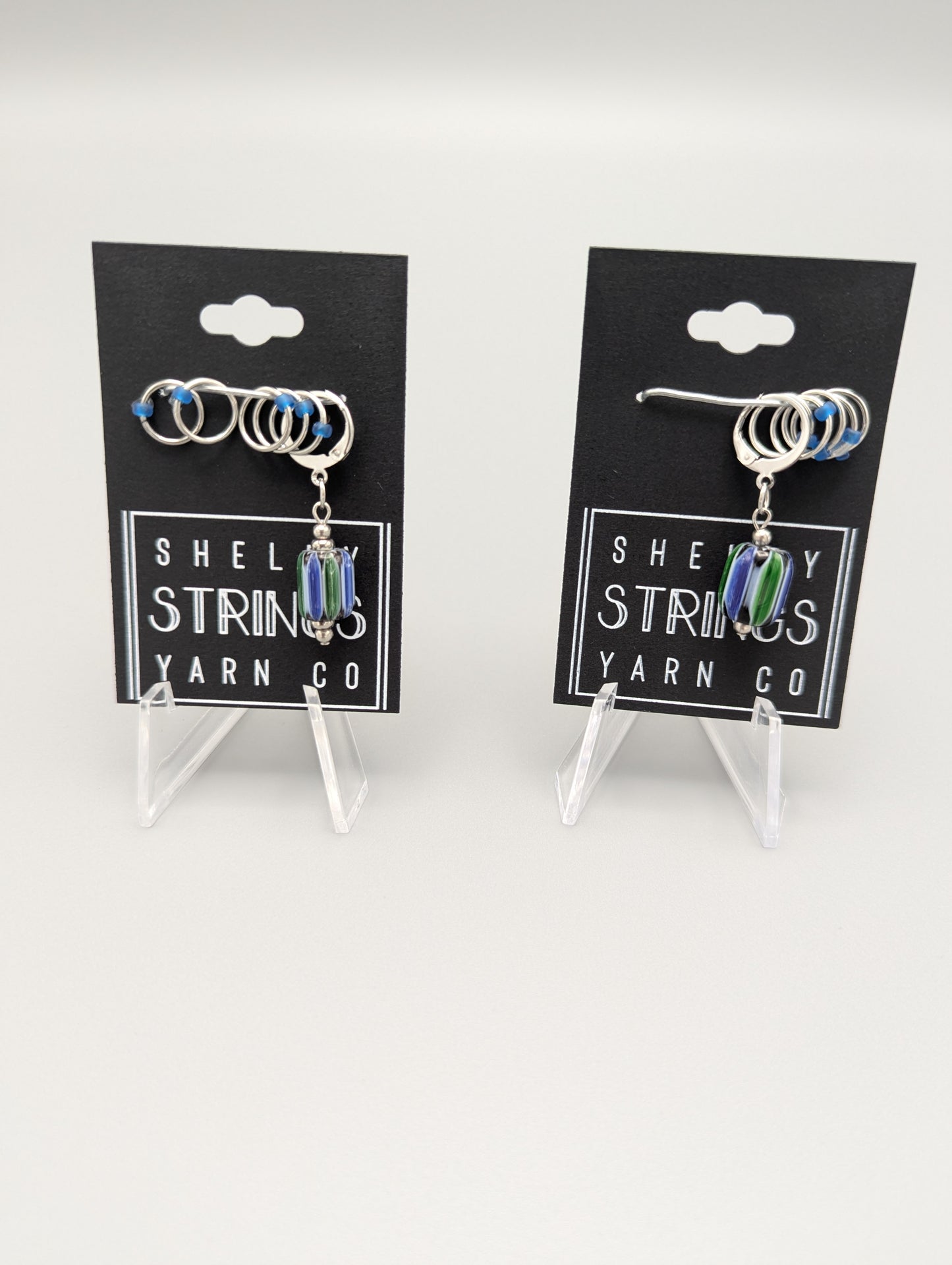 
                  
                    Chevron Glass bead with stitch markers
                  
                