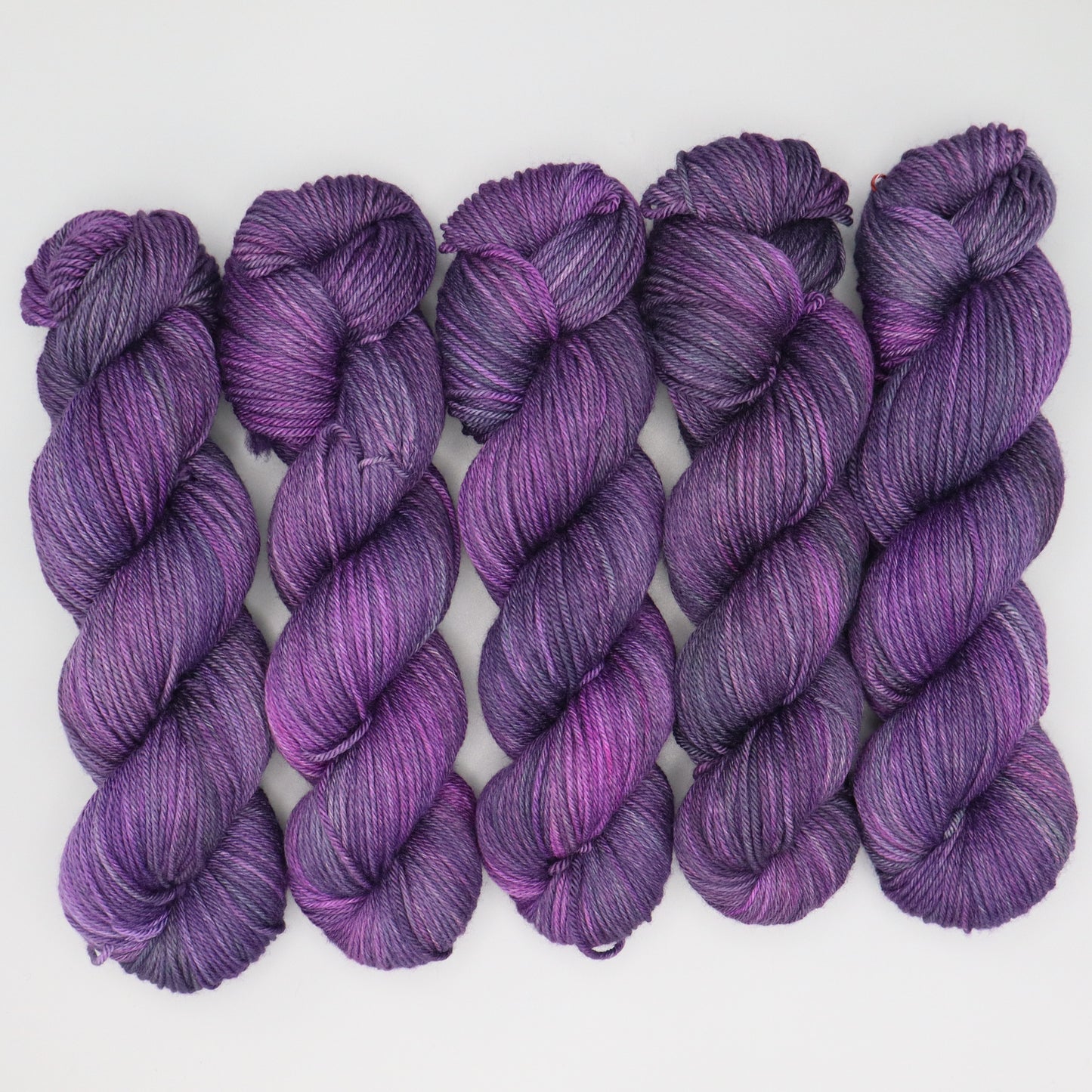 
                  
                    Yiska Squishy Worsted
                  
                