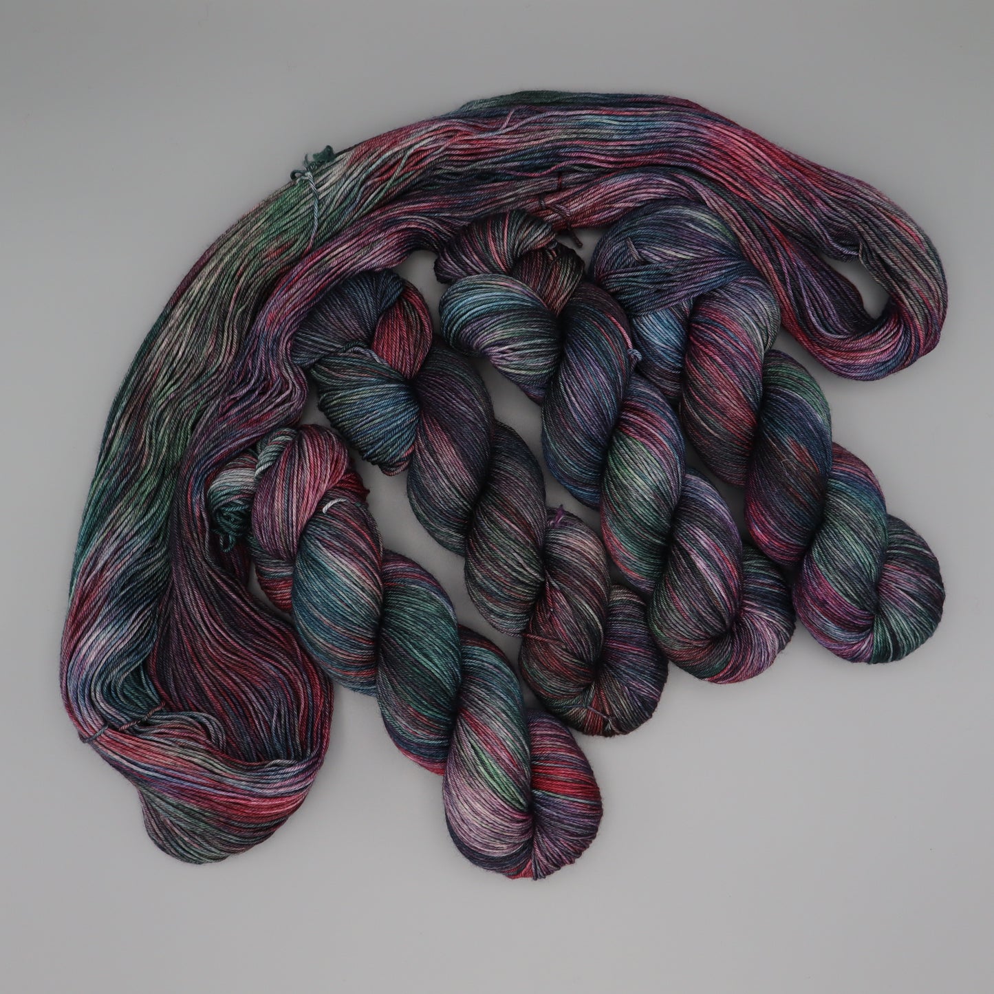 
                  
                    Yue Cashmere Fingering
                  
                